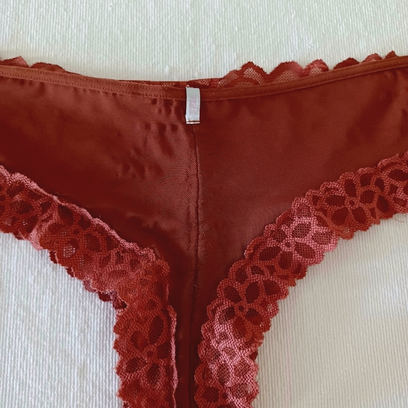 PINK Victoria's Secret Lace Nylon Cheeky Panty, size M - Picture 4 of 6